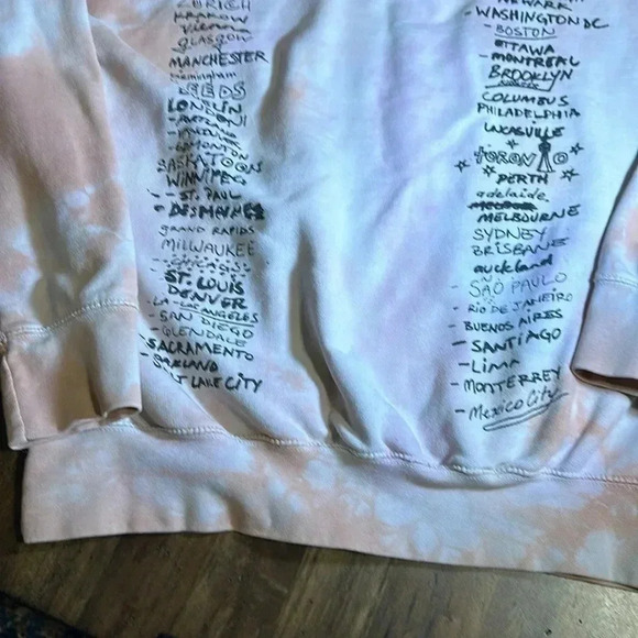 SHAWN MENDES EMBROIDERED MERCH THE TOUR CONCERT PULLOVER SWEATSHIRT MED - Picture 11 of 12